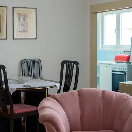 شقة Klinicki Centar *