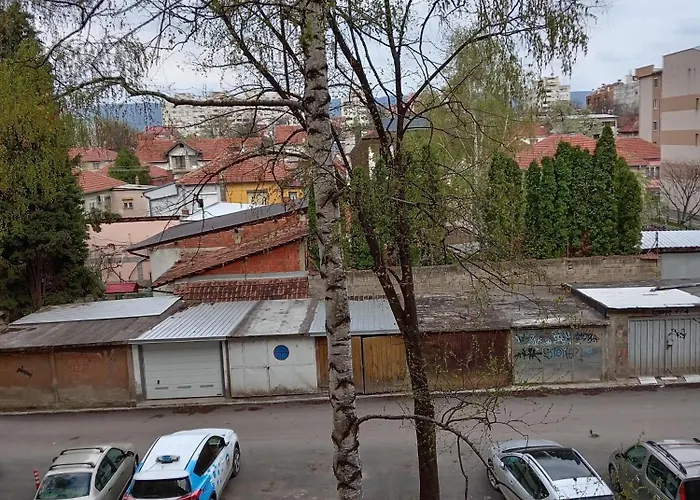 Klinicki Centar * Ni