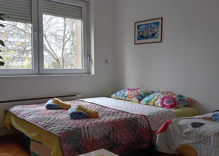 Apartamento Klinicki Centar *